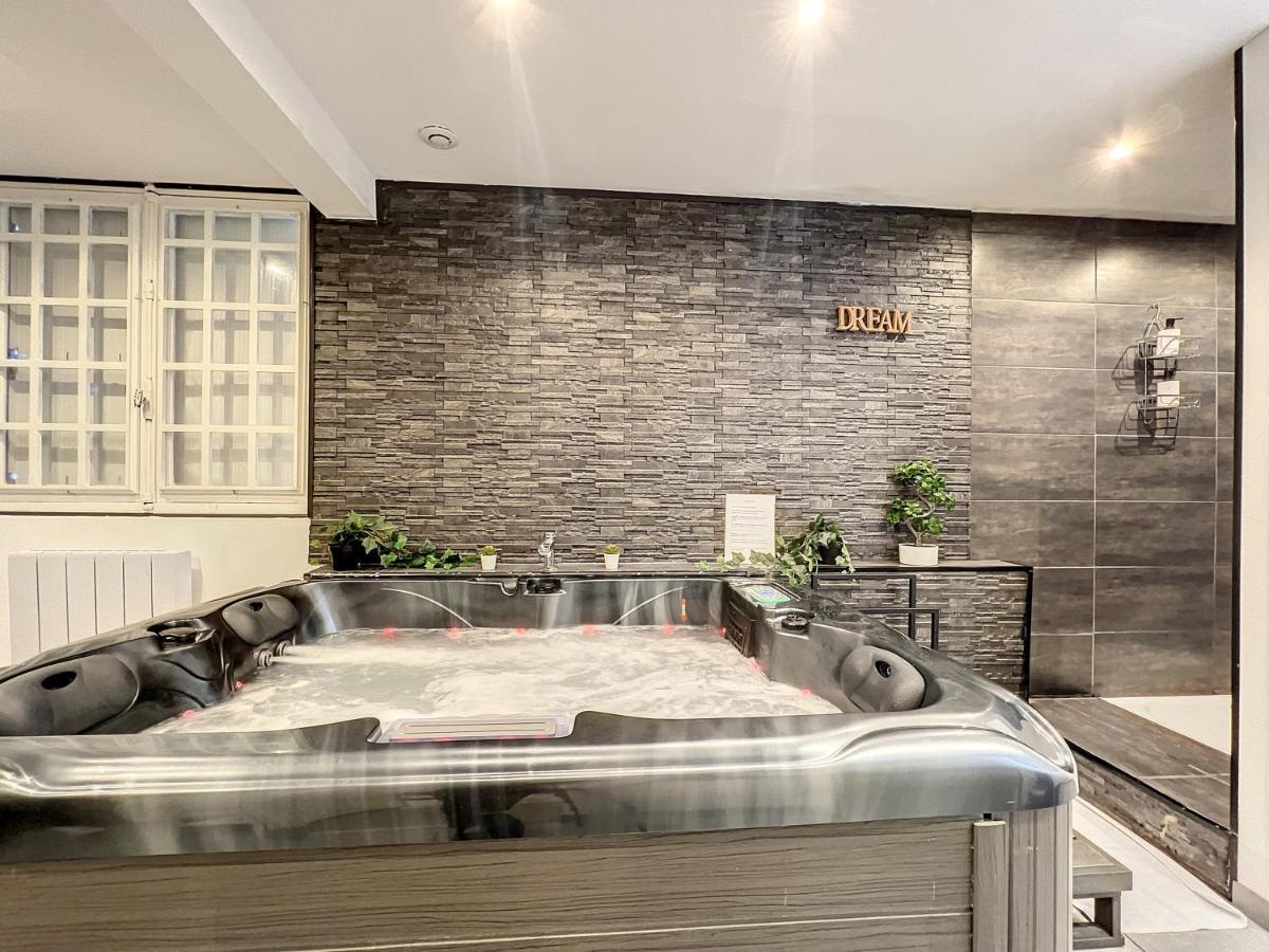 Dream Loft Jacuzzi - Sauna Brest Buitenkant foto